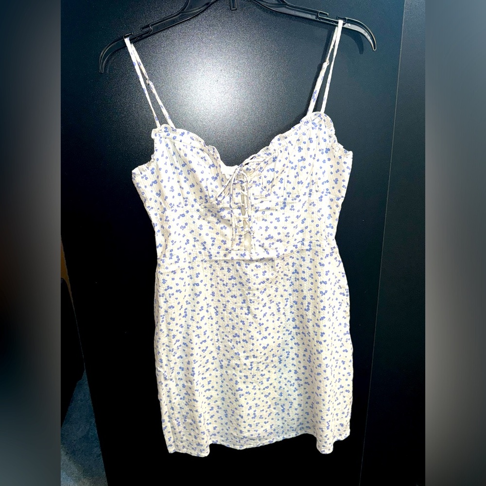 Front lace up tie Floral Dress
